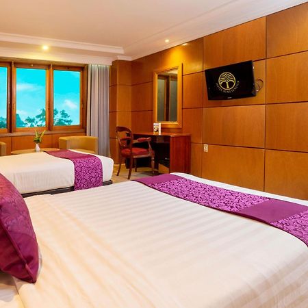 Hotel Bumi Senyiur ساماريندا المظهر الخارجي الصورة